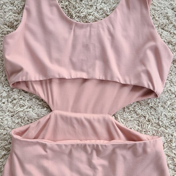 Small Pink Lily Blush cut out midi dress - Picture 5 of 5